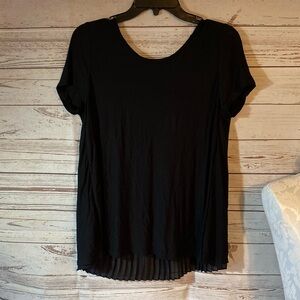 Express black pleated back short sleeve blouse size medium